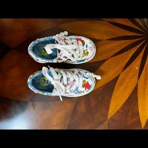 Nicely wear sneakers for 2y old girls